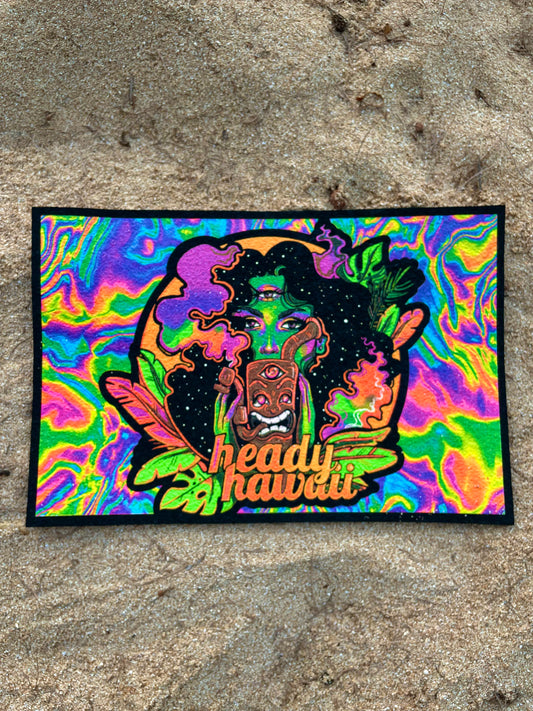 Heady Hawaii UV Tie Dye Spooky Girl Moodmat